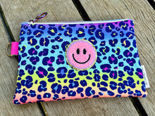 Load image into Gallery viewer, Wristlet Purse