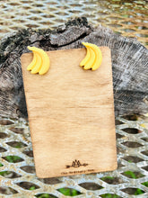 Load image into Gallery viewer, Banana Bunch