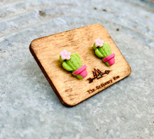 Load image into Gallery viewer, Cactus Flower
